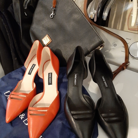 2prs N West pumps $ 55 - Picture 2 of 5